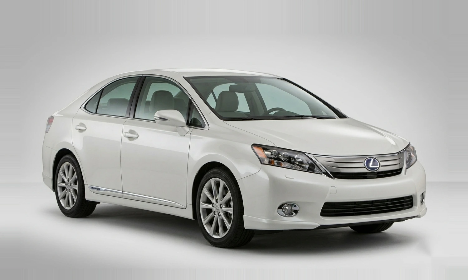 Lexus HS 250h
